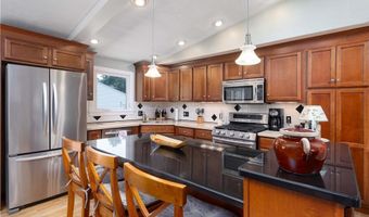 184 Vallette St, Cranston, RI 02920