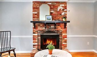 3 Pinetop Rd, Barrington, RI 02806