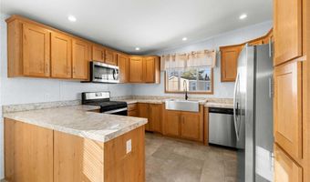 1406 East Dr, Alden, NY 14004