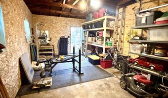 2208 E 5th St, Anderson, IN 46012