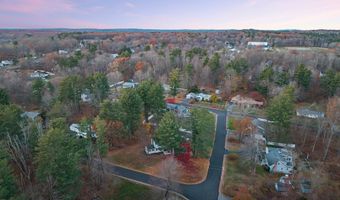 4 Forest Rd, Atkinson, NH 03811
