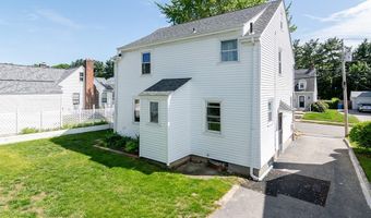 38 Brookside Dr, Cranston, RI 02910