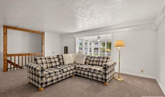 1355 S Shilling Ave, Blackfoot, ID 83221