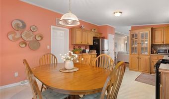 8 King Philip Rd, Coventry, RI 02816