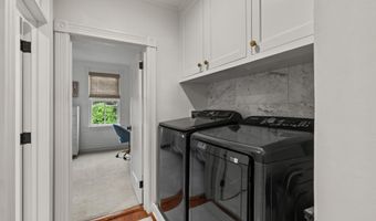 268 KING GEORGE St, Annapolis, MD 21401