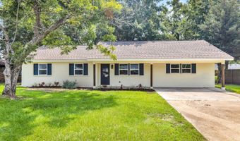 2223 Popps Ferry Rd, Biloxi, MS 39532