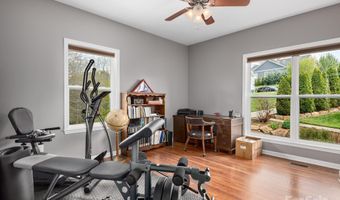 29 Enchanted Oak Ln, Alexander, NC 28701