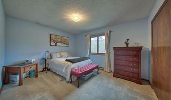2305 Tresler Ave, Cody, WY 82414