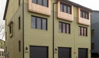 2237 Trillium Ln, Ann Arbor, MI 48104