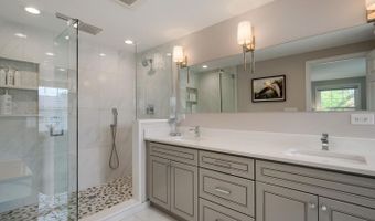 1615 S Kaspar Ave, Arlington Heights, IL 60005