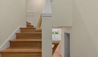 51 Dockside Ln, Belfast, ME 04915