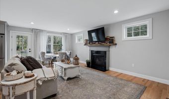 12 Freedom Way, Barrington, NH 03825