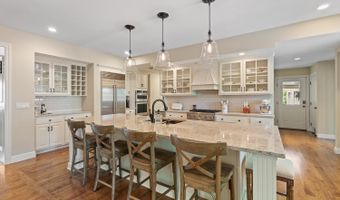 3120 Windmill Dr, Adrian, MI 49221
