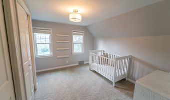 1314 W PINE St, Appleton, WI 54914
