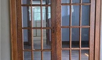 309 5th St SW, Austin, MN 55912