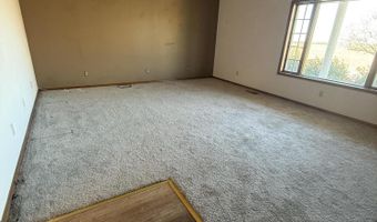 1011 12000 Rd, Altamont, KS 67330