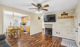 708 5th St SE, Altoona, IA 50009