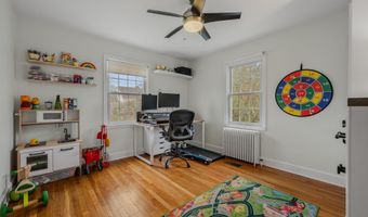 28 Mill Creek Rd, Branford, CT 06405