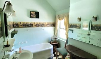 329 W Washington Ave, Alpena, MI 49707