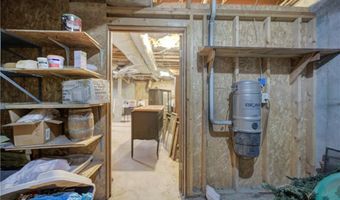 141 Holcomb Spur NW, Adairsville, GA 30103