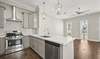 2517 Cork St, Baton Rouge, LA 70806