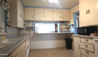 2363 Park Ave, Alford, FL 32420