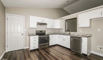 9790 Stonewall Ln, Avon, IN 46123