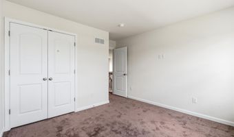 30 CHARLESTON Cir, Dover, DE 19904