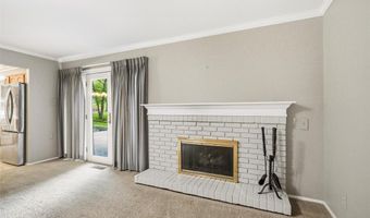 259 White Tree Ln, Ballwin, MO 63011