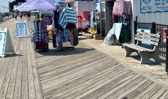 400 Deal Lake Dr 8F, Asbury Park, NJ 07712