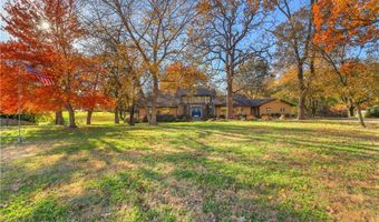 515 NW D St, Bentonville, AR 72712