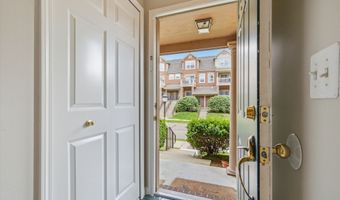 2794 Barclay Way, Ann Arbor, MI 48105
