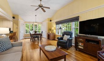 15 Thoreau Rd, Acton, MA 01720