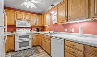 15550 Linnet St NW 304, Andover, MN 55304