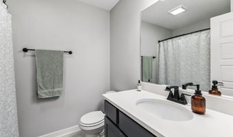 1819 8th Ave SE, Altoona, IA 50009