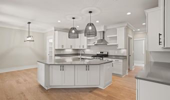 1007 Tudor Cottage Trl, Boiling Springs, SC 29316