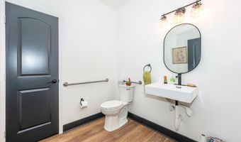 5-7 N CONOCOCHEAGUE St, Williamsport, MD 21795