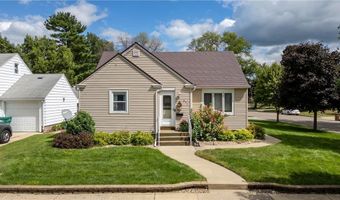 611 11th St SW, Austin, MN 55912