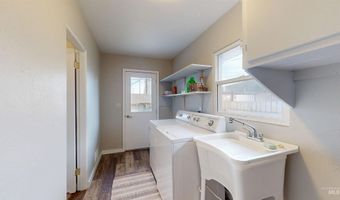 124 8th Ave N, Buhl, ID 83316