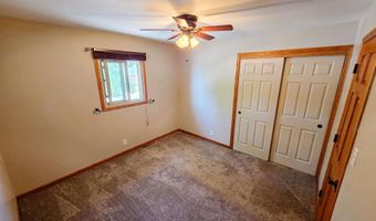 950 APACHE St, Cheyenne, WY 82009