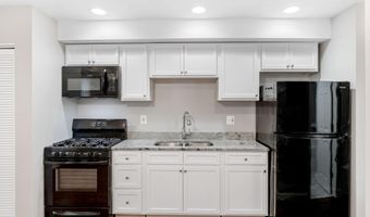 834 19TH St NE, Washington, DC 20002
