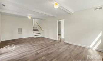 5324 Cheval Pl, Charlotte, NC 28205