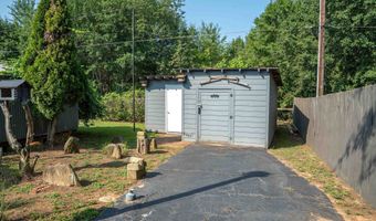 111 Sherland Dr, Boiling Springs, SC 29316