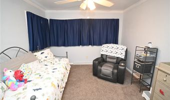 5642 Yorktown Ln, Austintown, OH 44515