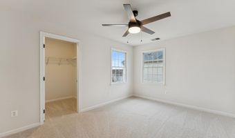 20385 MEDALIST Dr, Ashburn, VA 20147