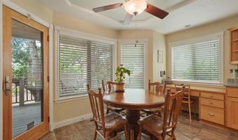 658 Live Oak Dr, Angels Camp, CA 95222