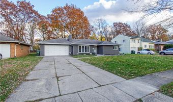 279 Cadman Dr, Amherst, NY 14221