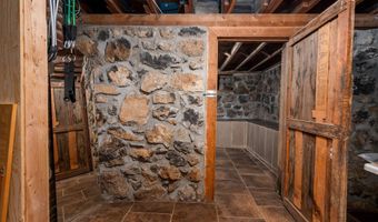 61900 Anker Ln, Bend, OR 97702