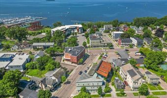 24-28 North St, Burlington, VT 05401