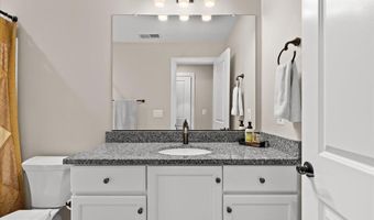 117 MALLARD Dr, Lake Frederick, VA 22630